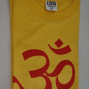 100% Cotton Women Medium T-shirt with Om in Red Color in Hindi L 25" W 18" New